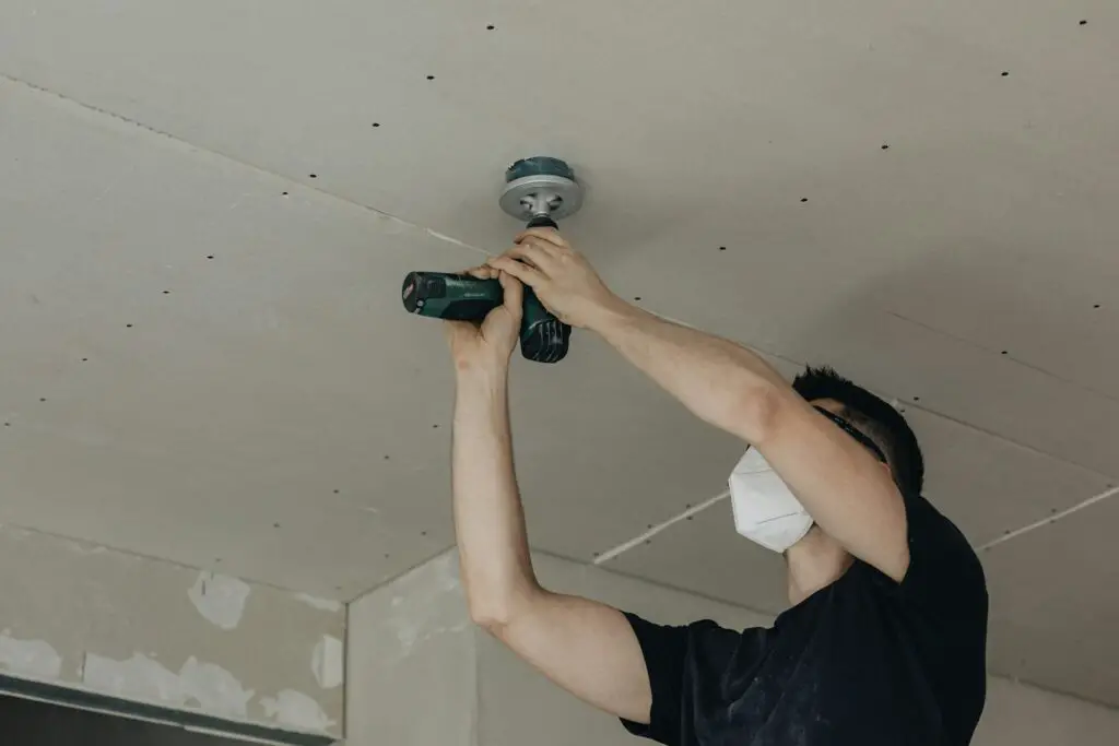How to Get Rid of Mice in Ceiling Without Access